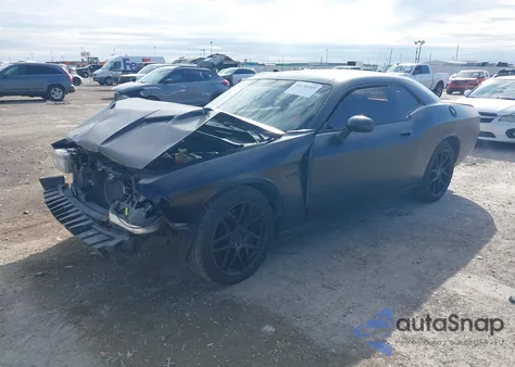 2010 Dodge Challenger R/T z USA, uszkodzony, nr VIN 2B3CJ5DT9AH121040